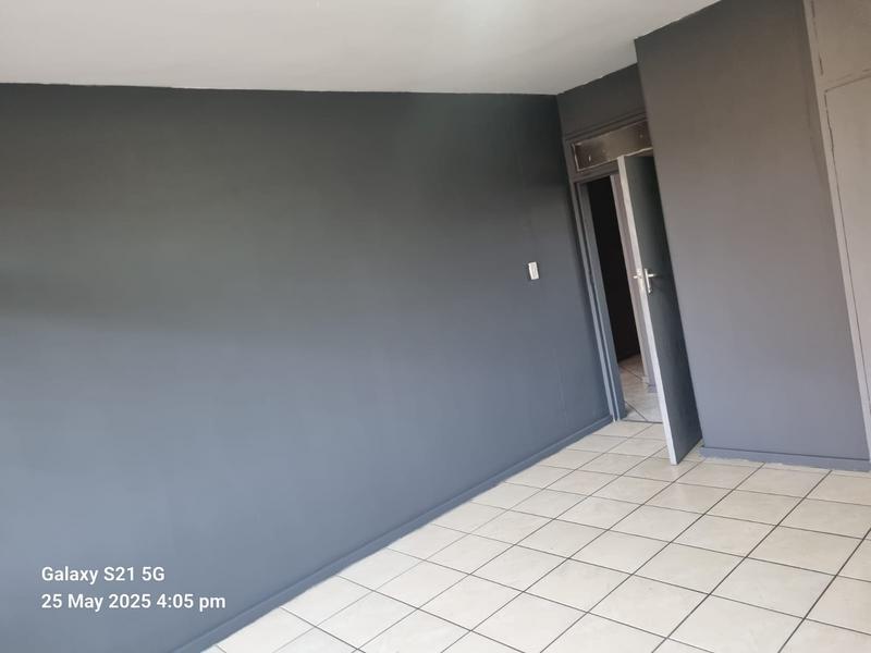 2 Bedroom Property for Sale in Marlands Gauteng