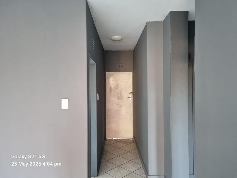 2 Bedroom Property for Sale in Marlands Gauteng