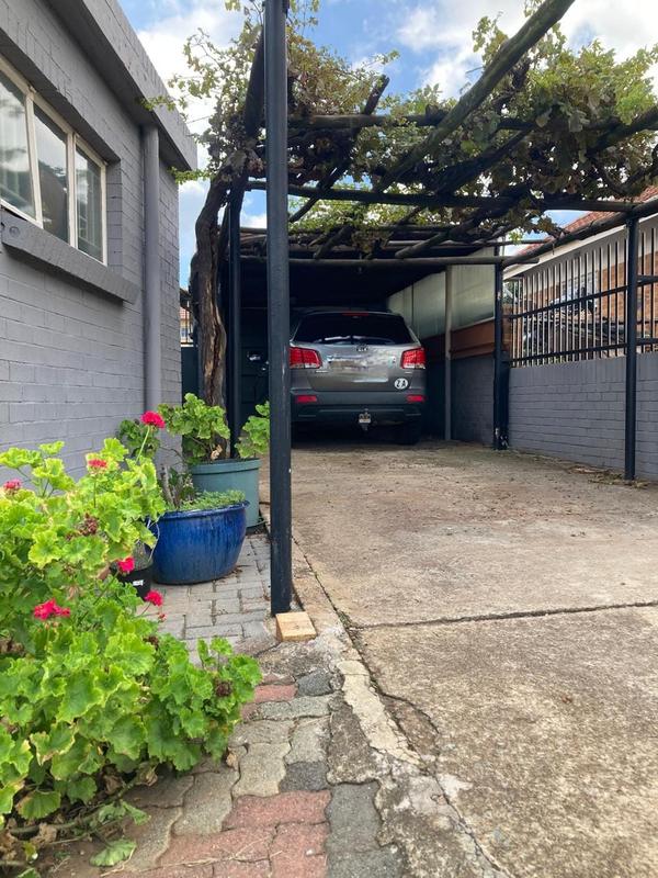 3 Bedroom Property for Sale in Creston Hill Gauteng