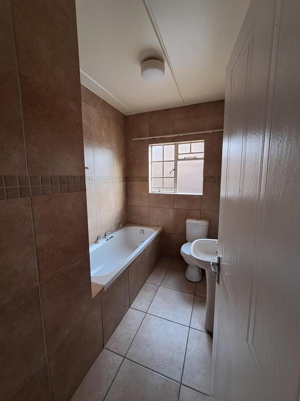 2 Bedroom Property for Sale in Benoni Gauteng