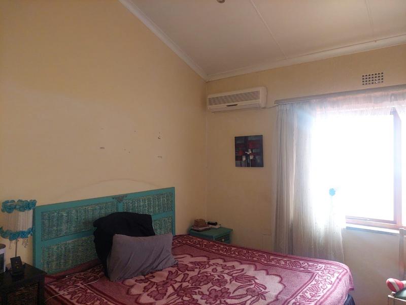 To Let 3 Bedroom Property for Rent in Greenhills Gauteng