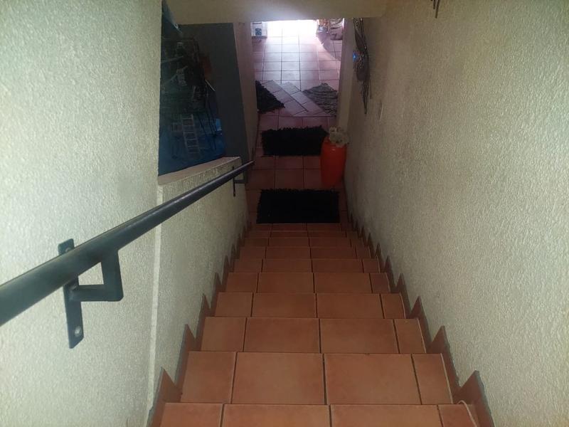 To Let 3 Bedroom Property for Rent in Greenhills Gauteng