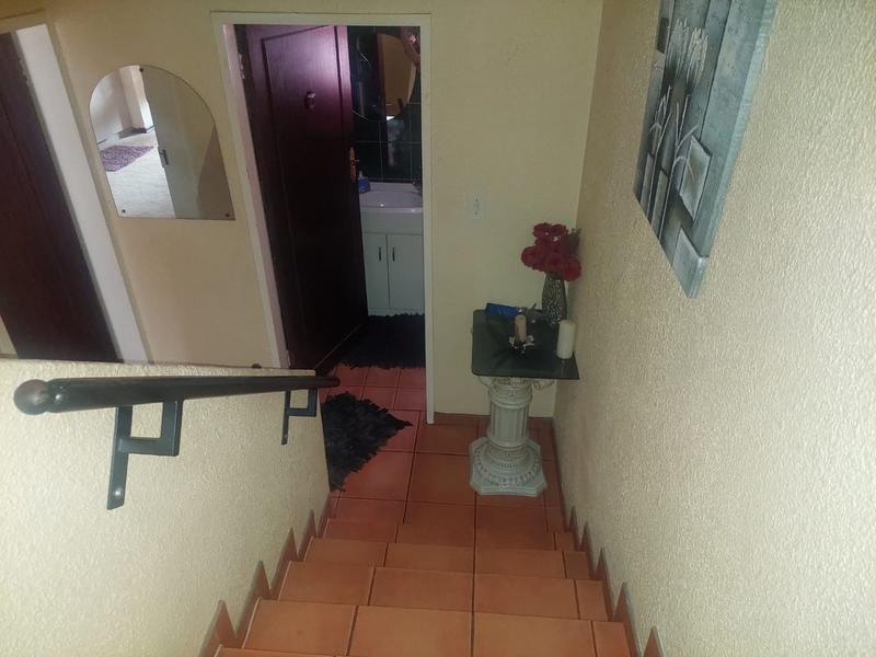 To Let 3 Bedroom Property for Rent in Greenhills Gauteng