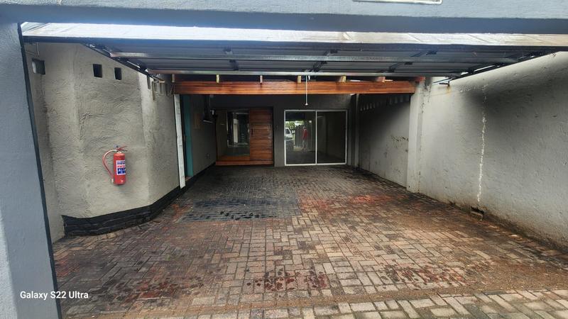 To Let 3 Bedroom Property for Rent in Greenhills Gauteng