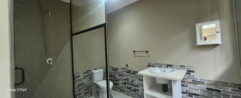 To Let 3 Bedroom Property for Rent in Wilro Park Gauteng