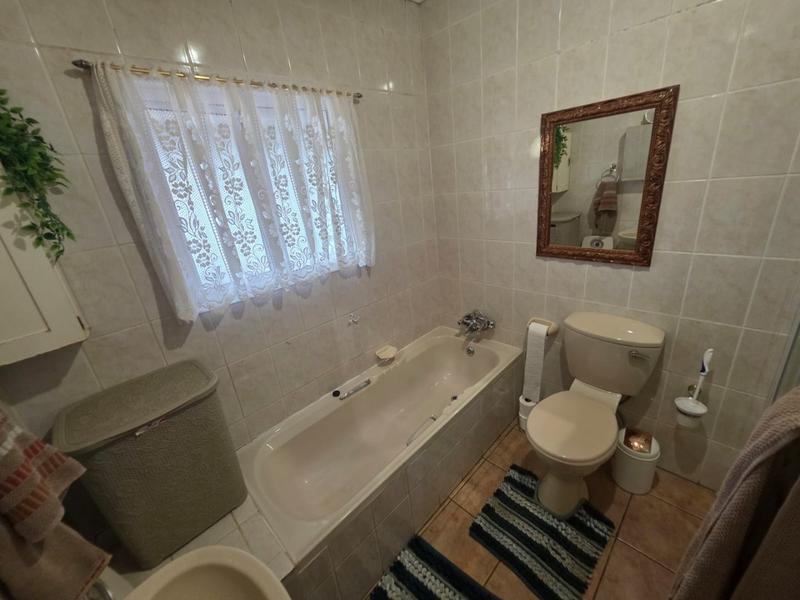 3 Bedroom Property for Sale in Eike Park Gauteng