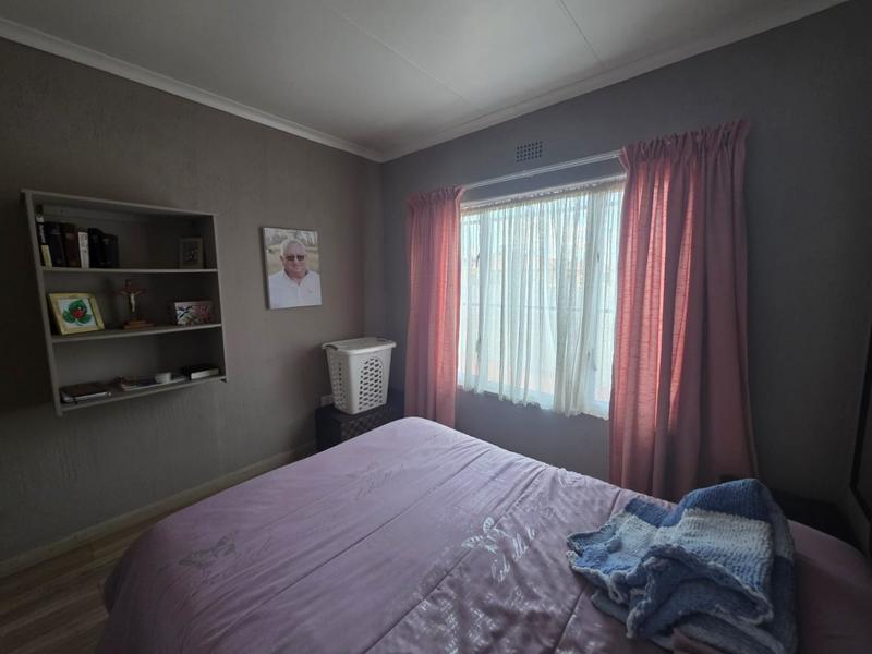 3 Bedroom Property for Sale in Eike Park Gauteng