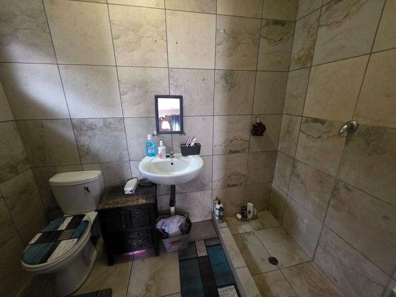 4 Bedroom Property for Sale in Helikonpark Gauteng