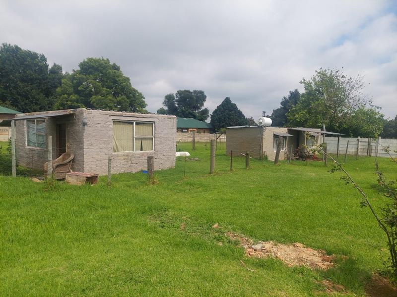 4 Bedroom Property for Sale in Loumarina A H Gauteng
