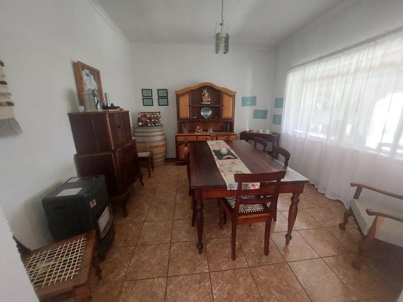 4 Bedroom Property for Sale in Loumarina A H Gauteng