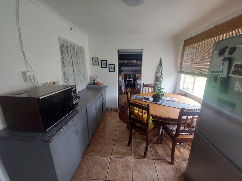 4 Bedroom Property for Sale in Loumarina A H Gauteng