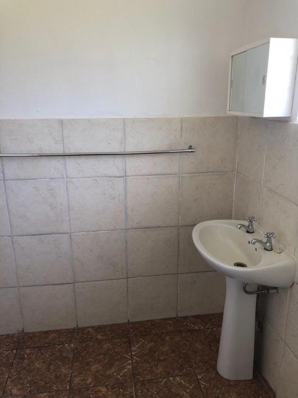 4 Bedroom Property for Sale in Loumarina A H Gauteng
