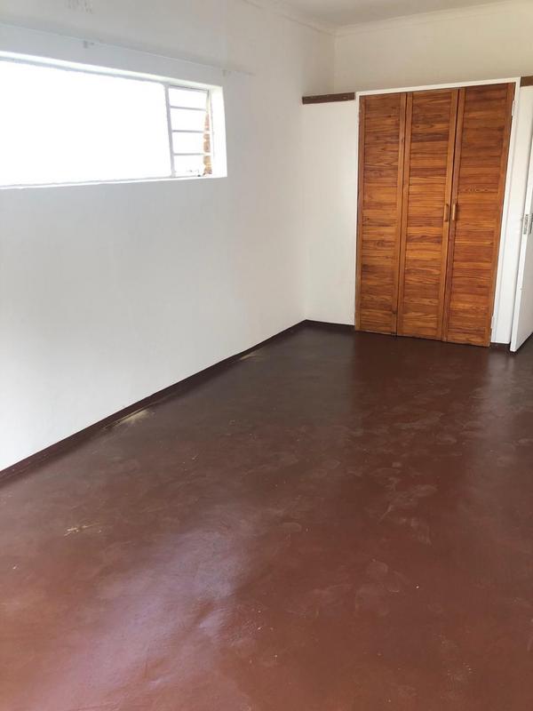 4 Bedroom Property for Sale in Loumarina A H Gauteng