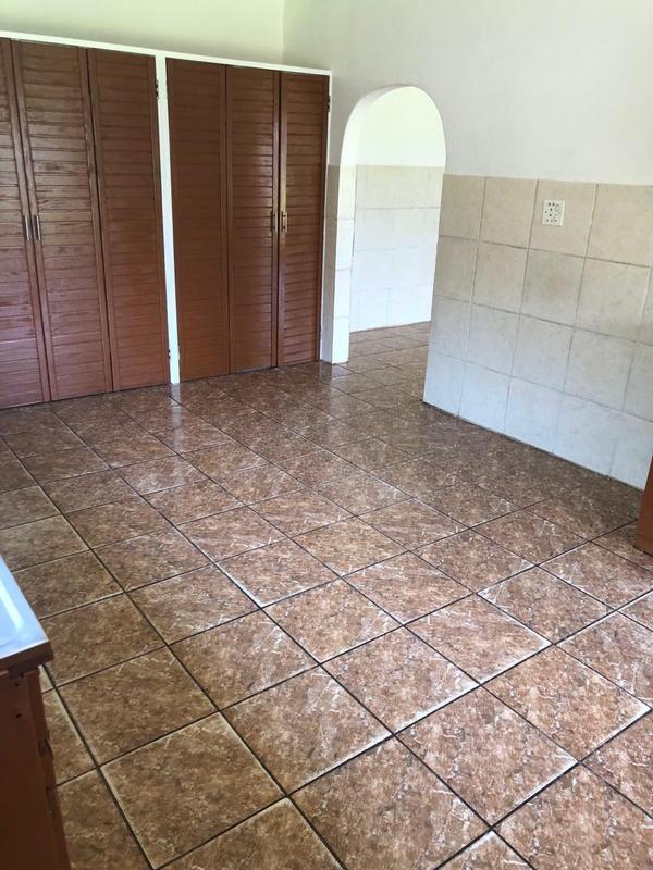 4 Bedroom Property for Sale in Loumarina A H Gauteng