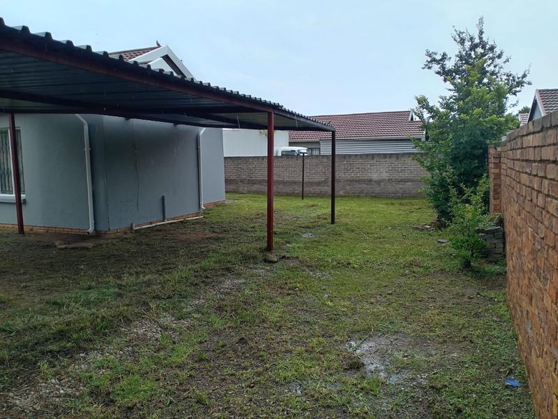 3 Bedroom Property for Sale in Crystal Park Gauteng