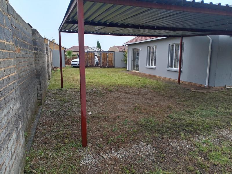 3 Bedroom Property for Sale in Crystal Park Gauteng