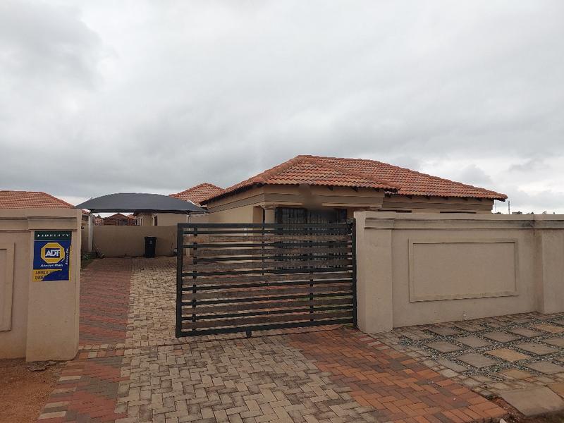 3 Bedroom Property for Sale in Dawn Park Gauteng