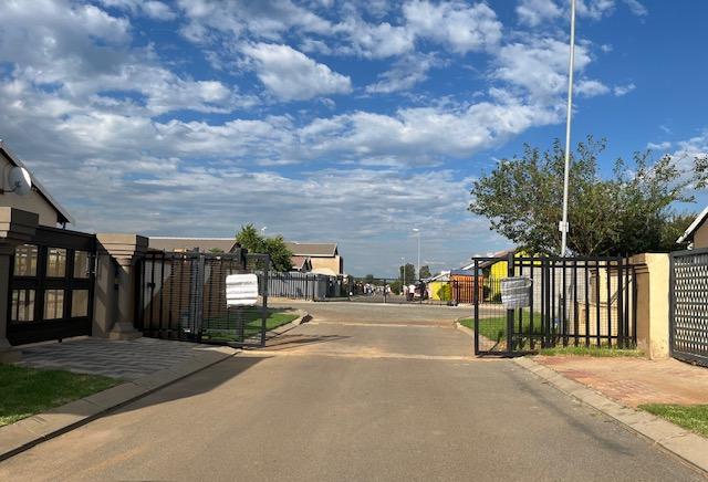 3 Bedroom Property for Sale in Salfin Gauteng