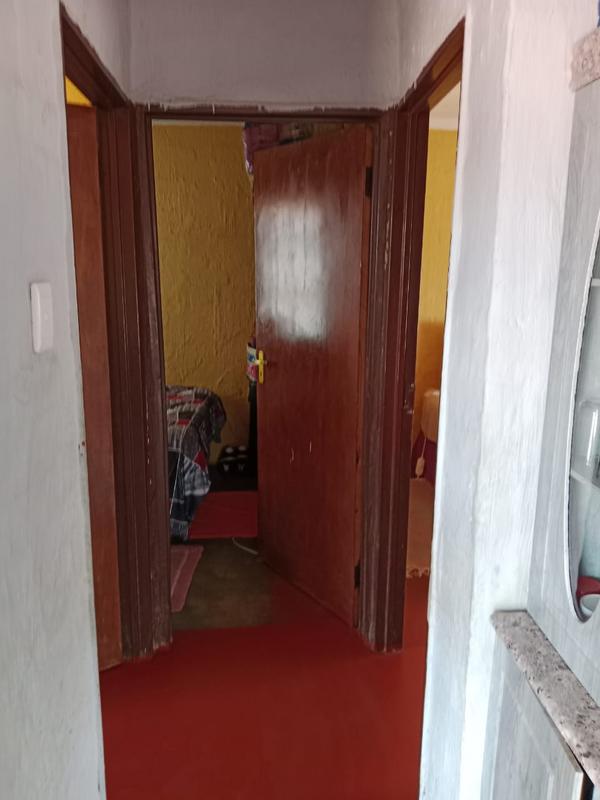 2 Bedroom Property for Sale in Zonkezizwe Gauteng