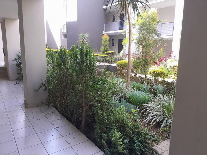 1 Bedroom Property for Sale in North Riding Gauteng