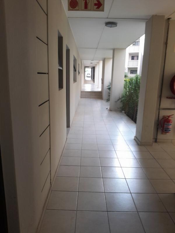 1 Bedroom Property for Sale in North Riding Gauteng