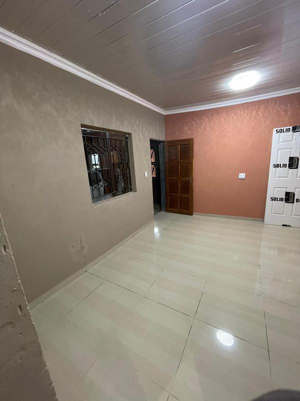 7 Bedroom Property for Sale in Zola Gauteng