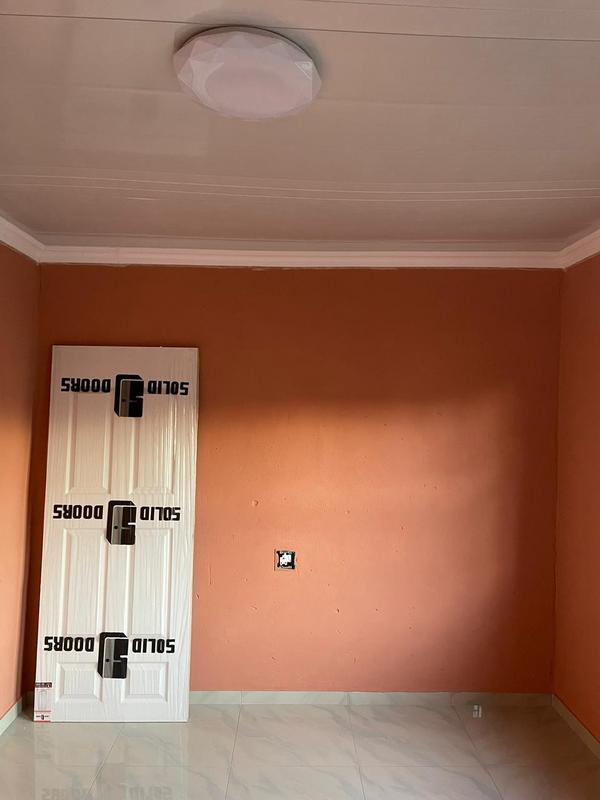 7 Bedroom Property for Sale in Zola Gauteng