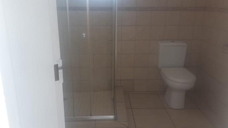 To Let 1 Bedroom Property for Rent in Highlands North Gauteng