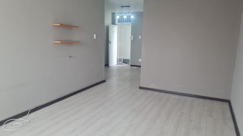 1 Bedroom Property for Sale in Bedford Gardens Gauteng