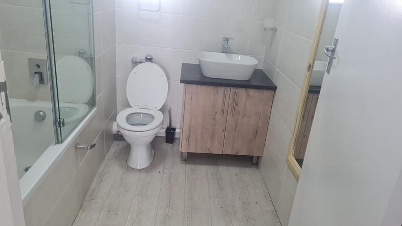 1 Bedroom Property for Sale in Bedford Gardens Gauteng