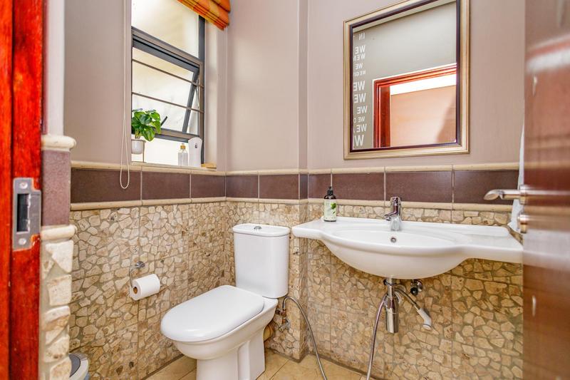 2 Bedroom Property for Sale in Bedford Gardens Gauteng