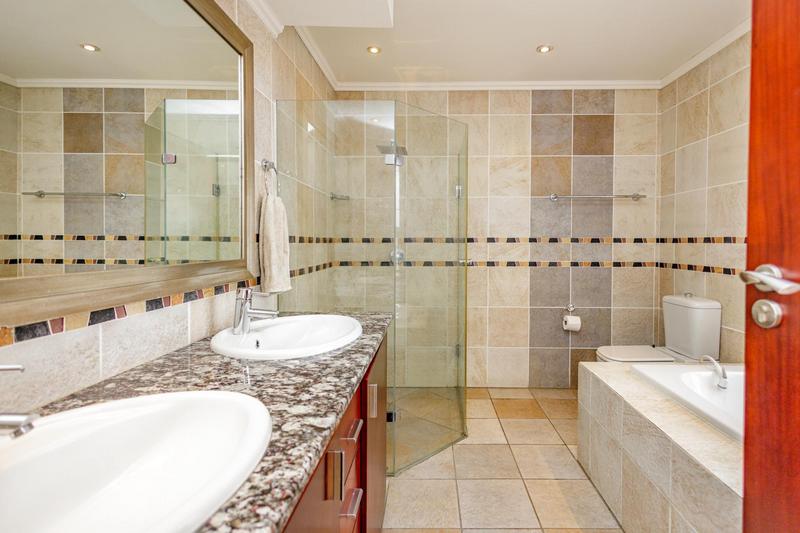 2 Bedroom Property for Sale in Bedford Gardens Gauteng