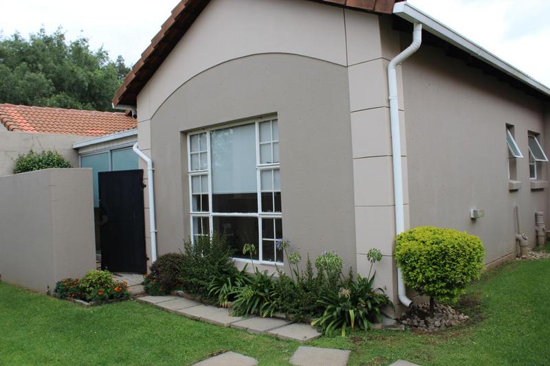 3 Bedroom Property for Sale in Bedfordview Gauteng