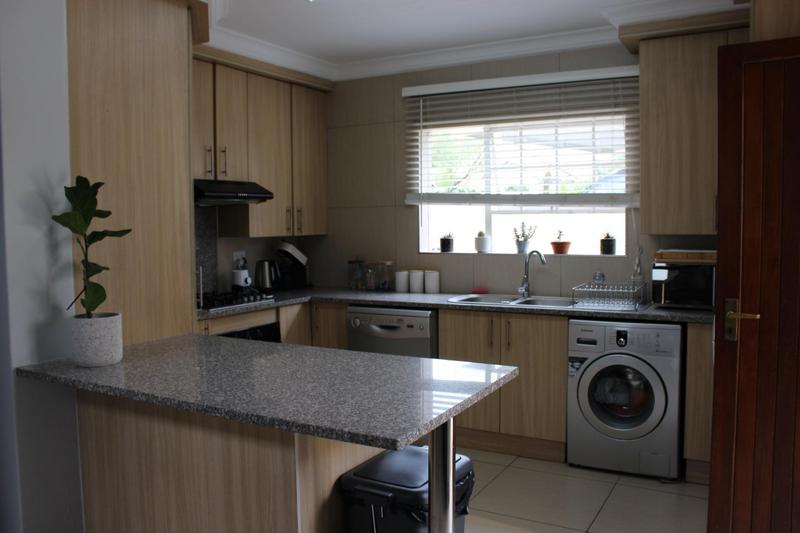 2 Bedroom Property for Sale in Bedfordview Gauteng