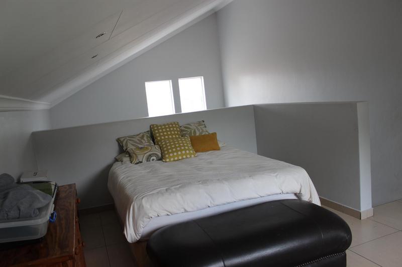 2 Bedroom Property for Sale in Bedfordview Gauteng