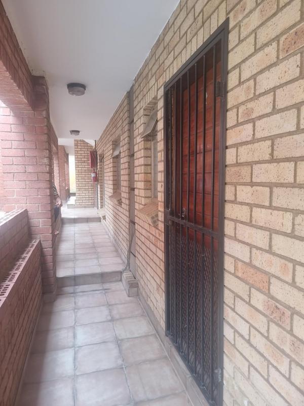 2 Bedroom Property for Sale in Primrose Hill Gauteng