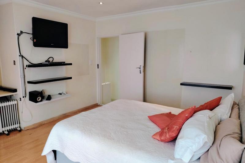 3 Bedroom Property for Sale in Bruma Gauteng