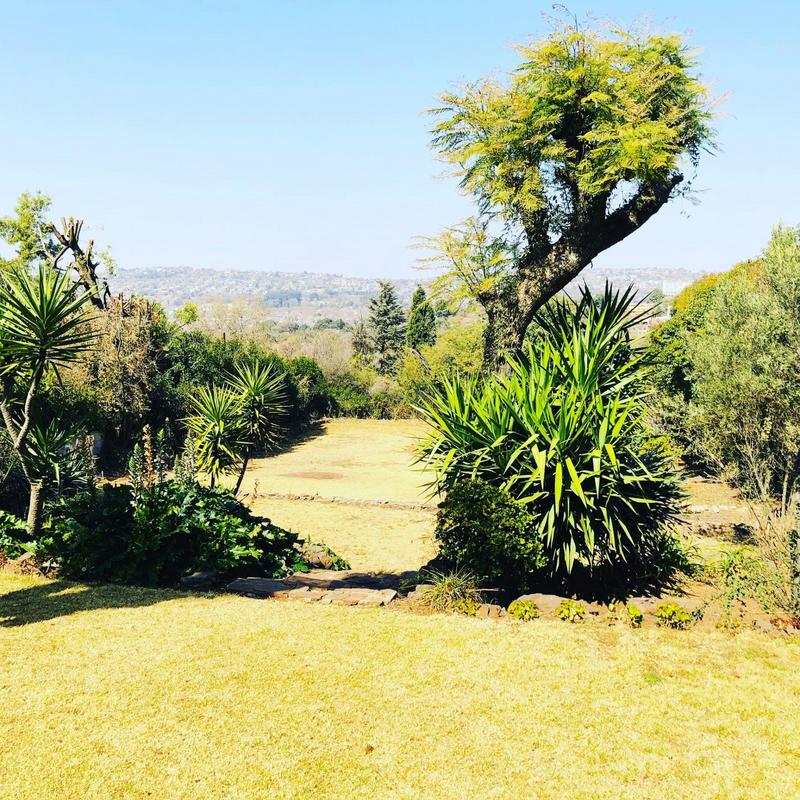 4 Bedroom Property for Sale in Observatory Gauteng