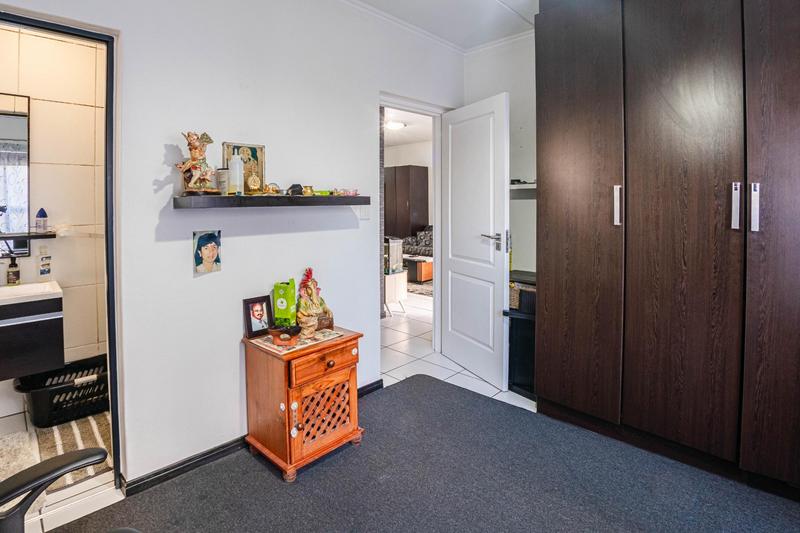 3 Bedroom Property for Sale in Greenstone Hill Gauteng