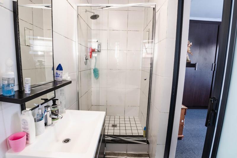 3 Bedroom Property for Sale in Greenstone Hill Gauteng