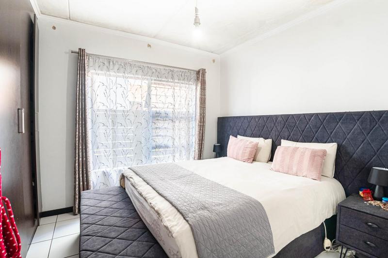 3 Bedroom Property for Sale in Greenstone Hill Gauteng