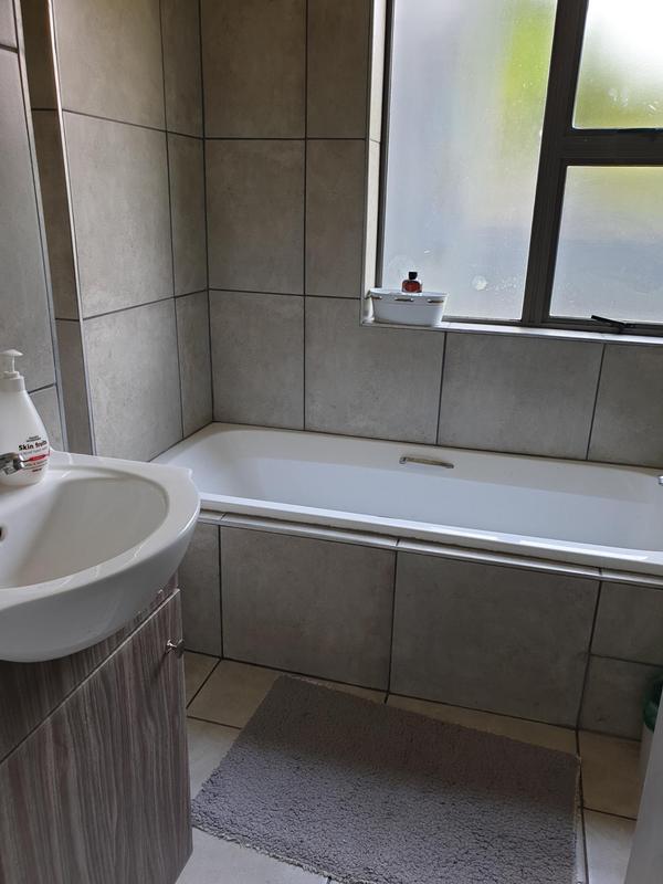 3 Bedroom Property for Sale in Greenstone Hill Gauteng