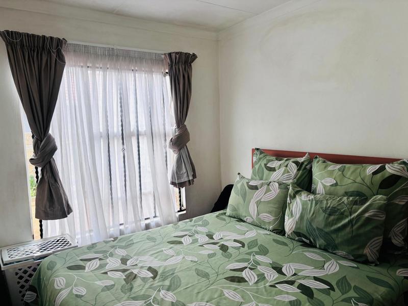 2 Bedroom Property for Sale in Fleurhof Gauteng