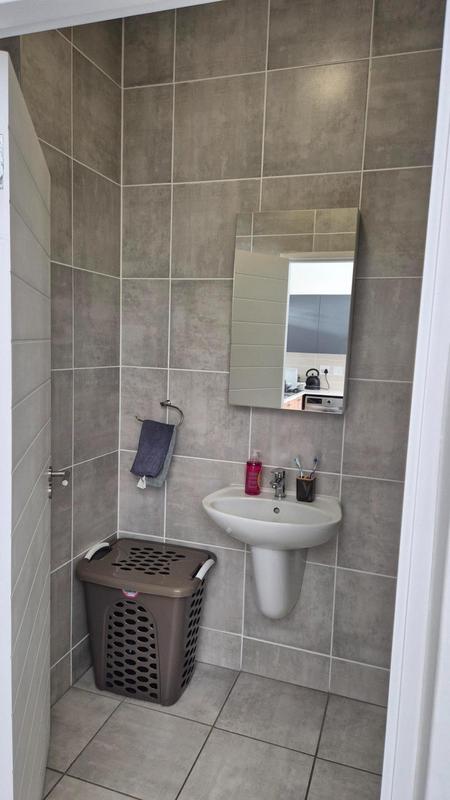 To Let 1 Bedroom Property for Rent in Witfield Gauteng