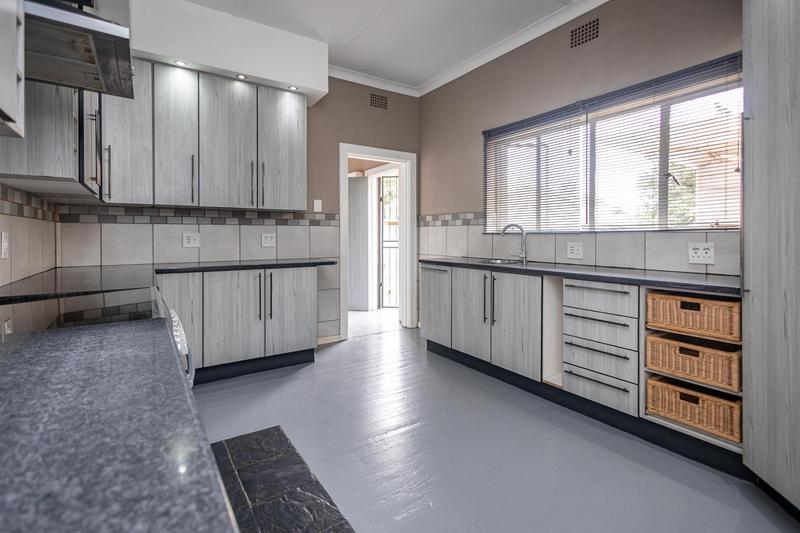 4 Bedroom Property for Sale in Cinderella Gauteng