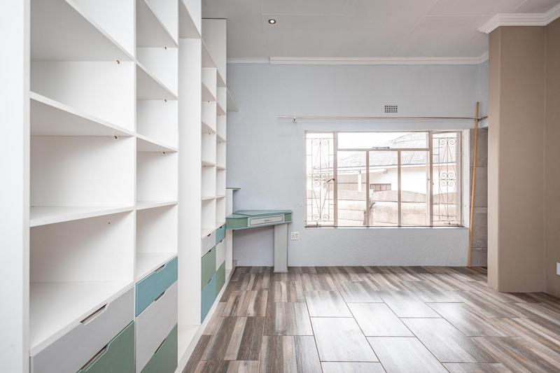 4 Bedroom Property for Sale in Cinderella Gauteng