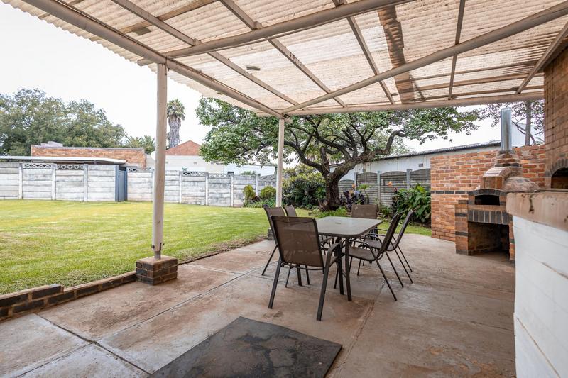 4 Bedroom Property for Sale in Cinderella Gauteng