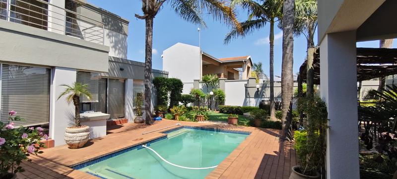 To Let 4 Bedroom Property for Rent in Brentwood Gauteng