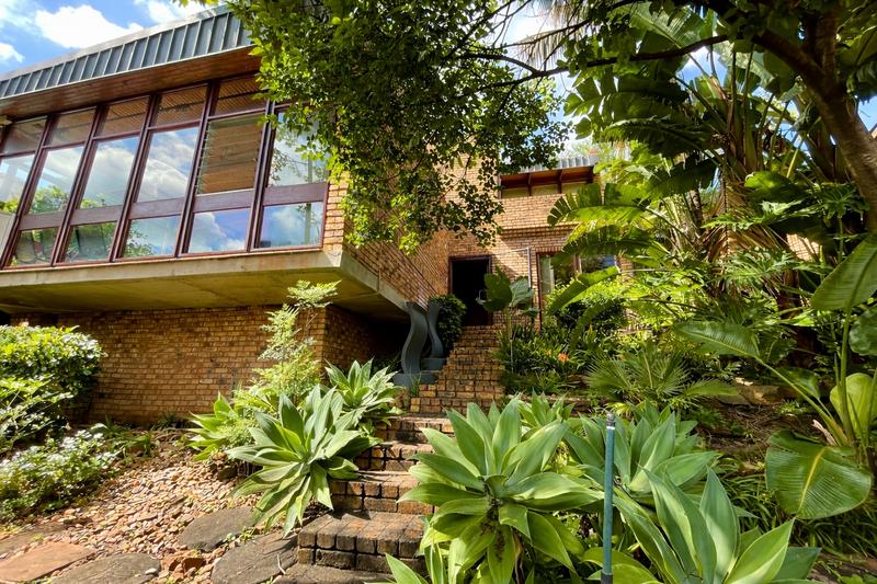 To Let 4 Bedroom Property for Rent in Groenkloof Gauteng