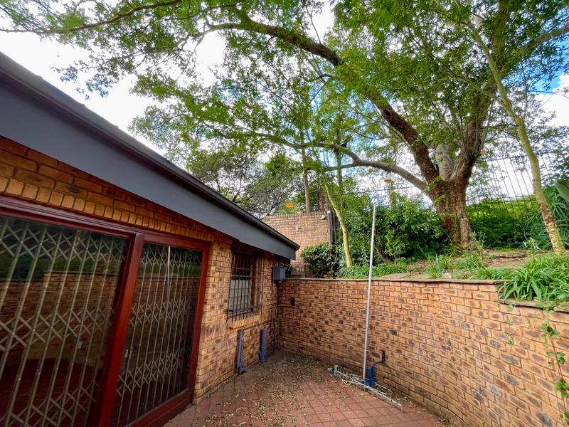 To Let 4 Bedroom Property for Rent in Groenkloof Gauteng